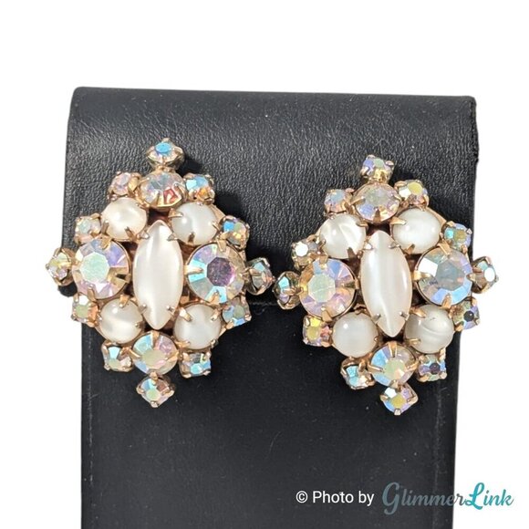 Vintage AB Aurora Borealis & White Stone Cluster Gold Tone Clip On Earrings - Picture 3 of 10